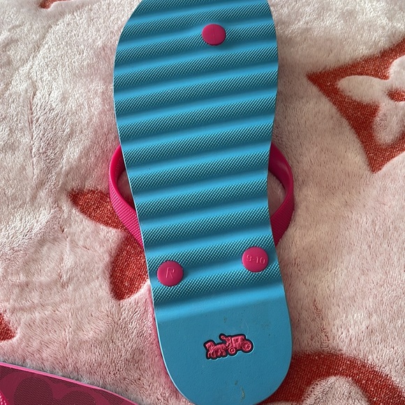 COACH 9 Pink Signature C ZAK Rubber Sandal Flip Flop NEW NO TAGS 9 - Picture 4 of 5